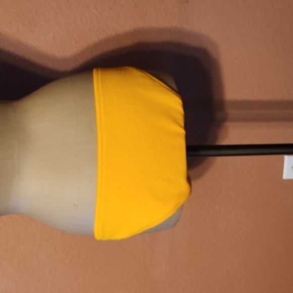 Beautiful shiny gray bikini  large bottoms top is 34B bonus pair of bottoms - Picture 7 of 7